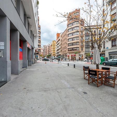 Alhondiga By Staynnapartments Bilbao Buitenkant foto